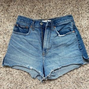Abercrombie Curve Love Mom Shorts